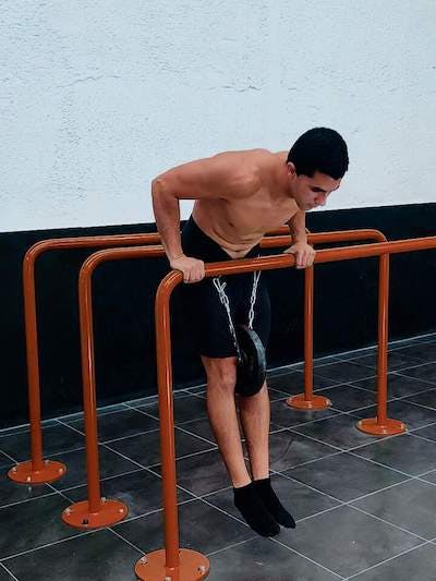 Weighted dips on bar