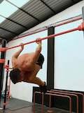 Tucked back lever pull ups